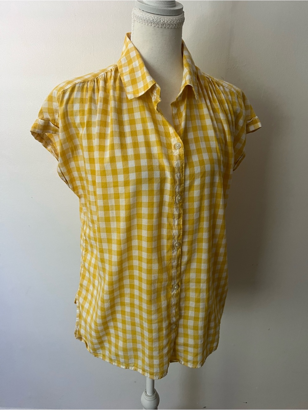 Old Navy Yellow/White Gingham cottage farmhouse Button-Down Shirt, women’s M